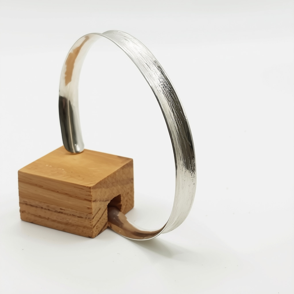 Pulsera textura rayada horizontal