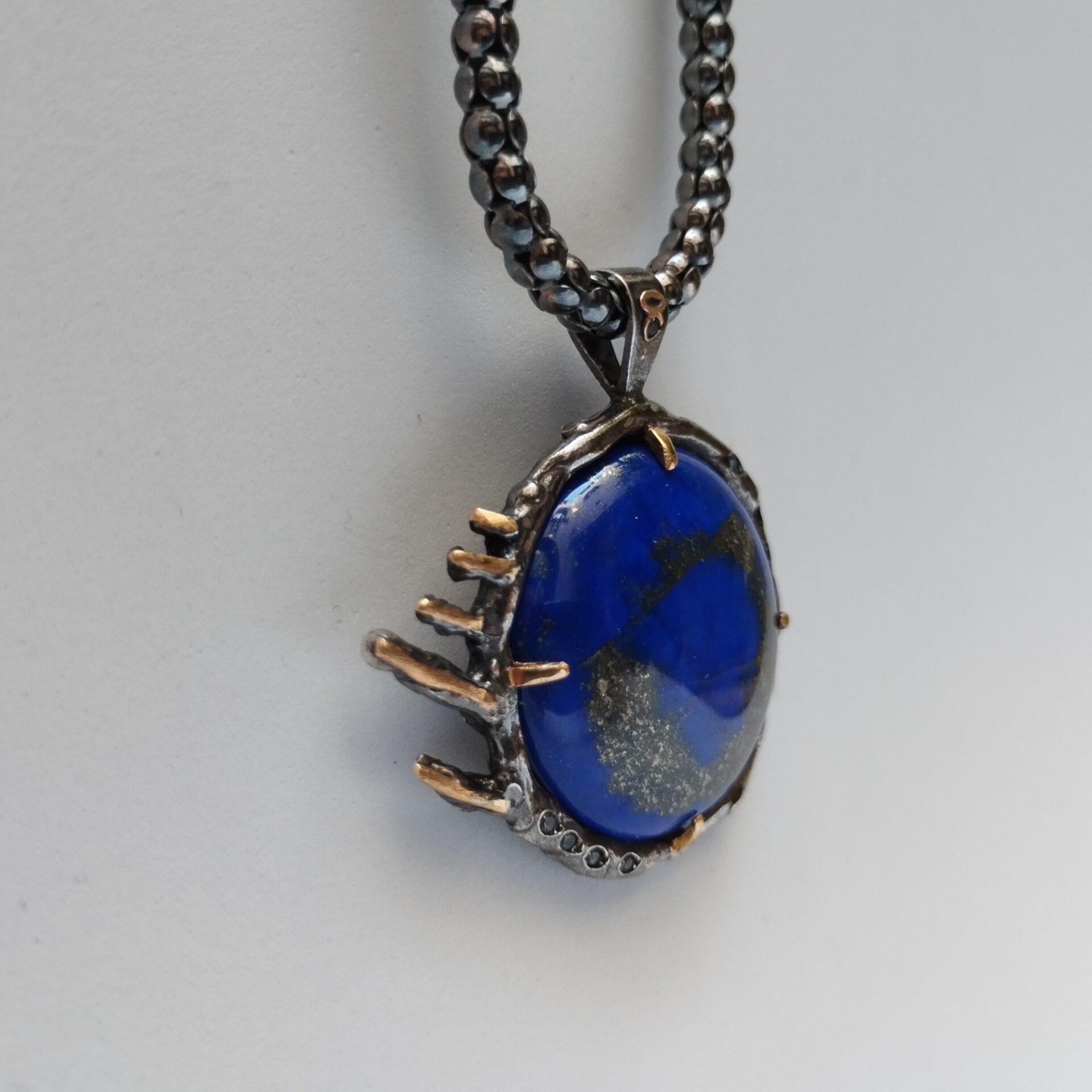 COLGANTE HEFESTO LAPISLÁZULI