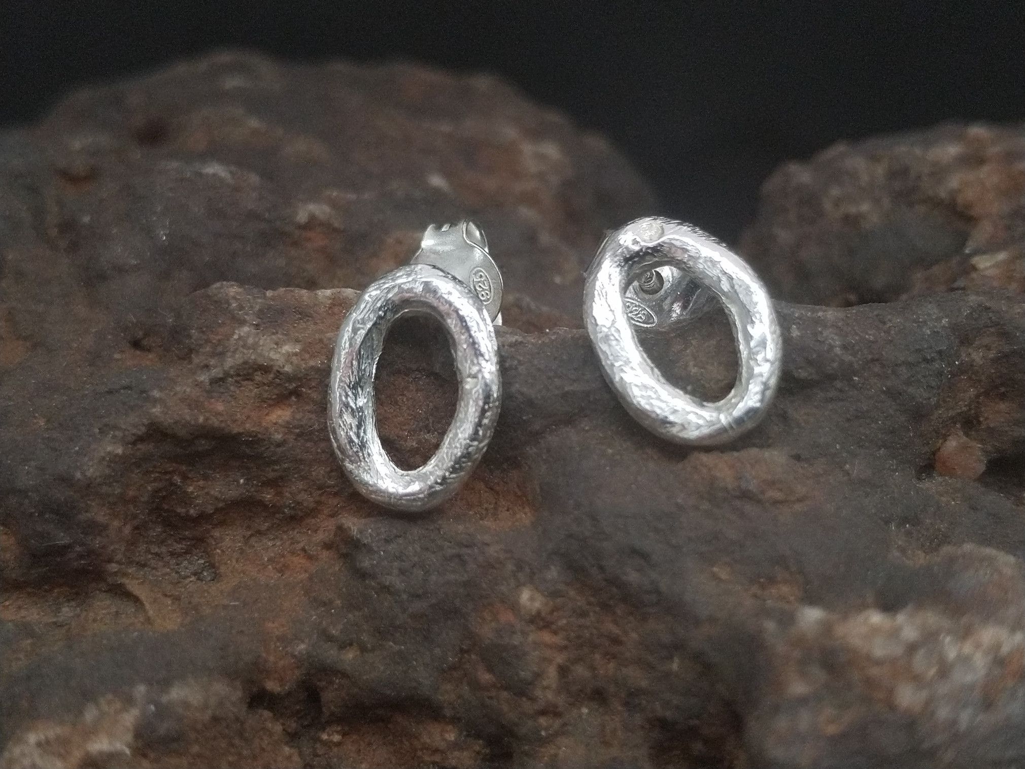Pendientes Elemental oval pequeño