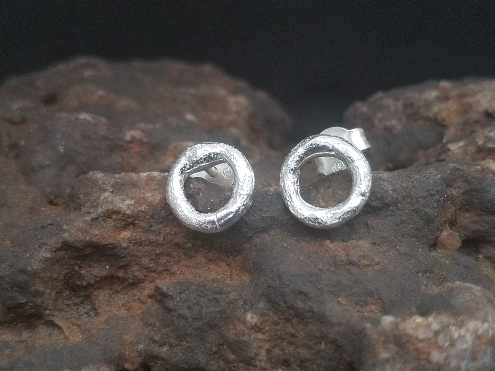Pendientes Elemental redondo pequeño