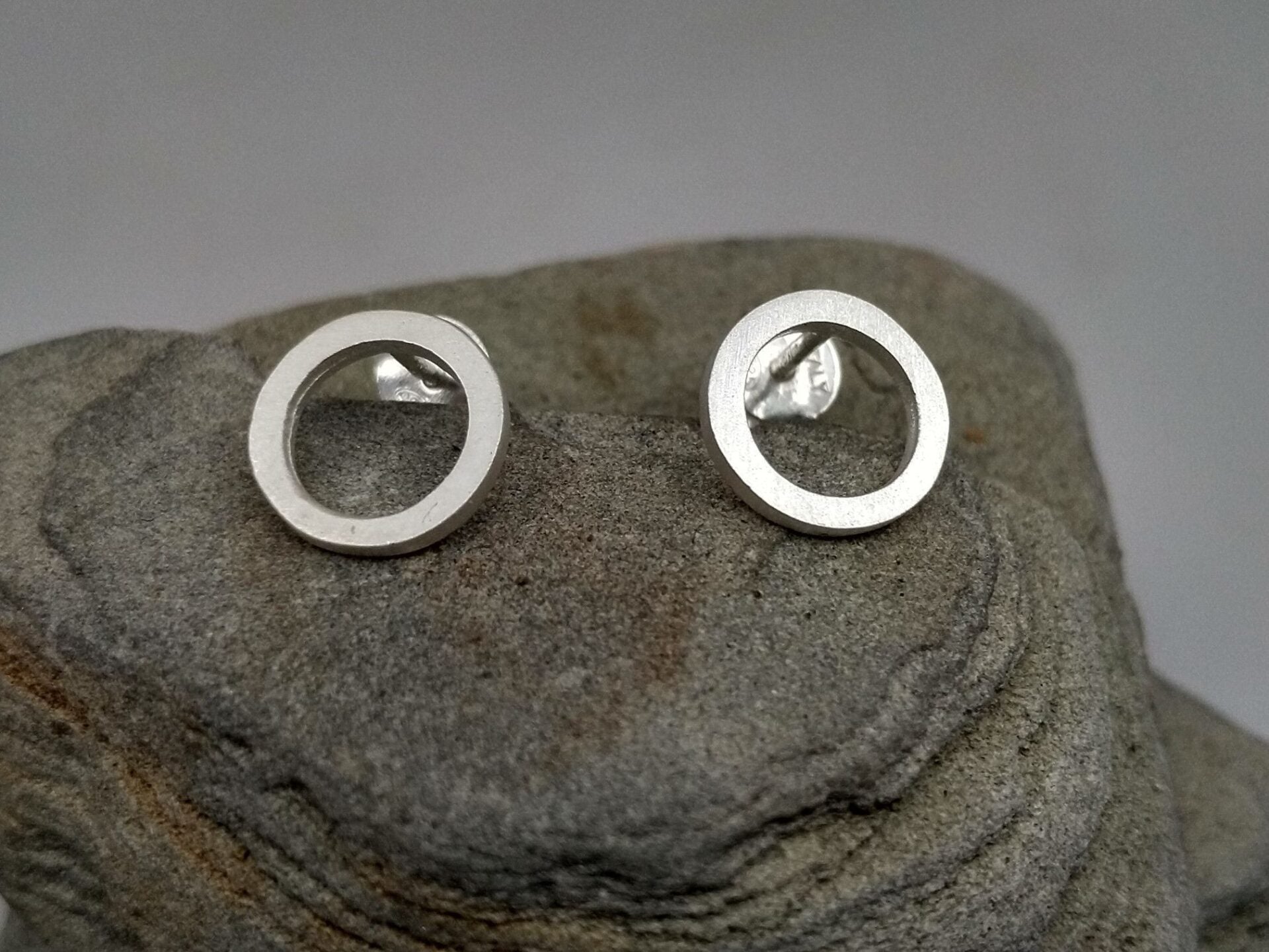 Pendientes Minimal circulo grande