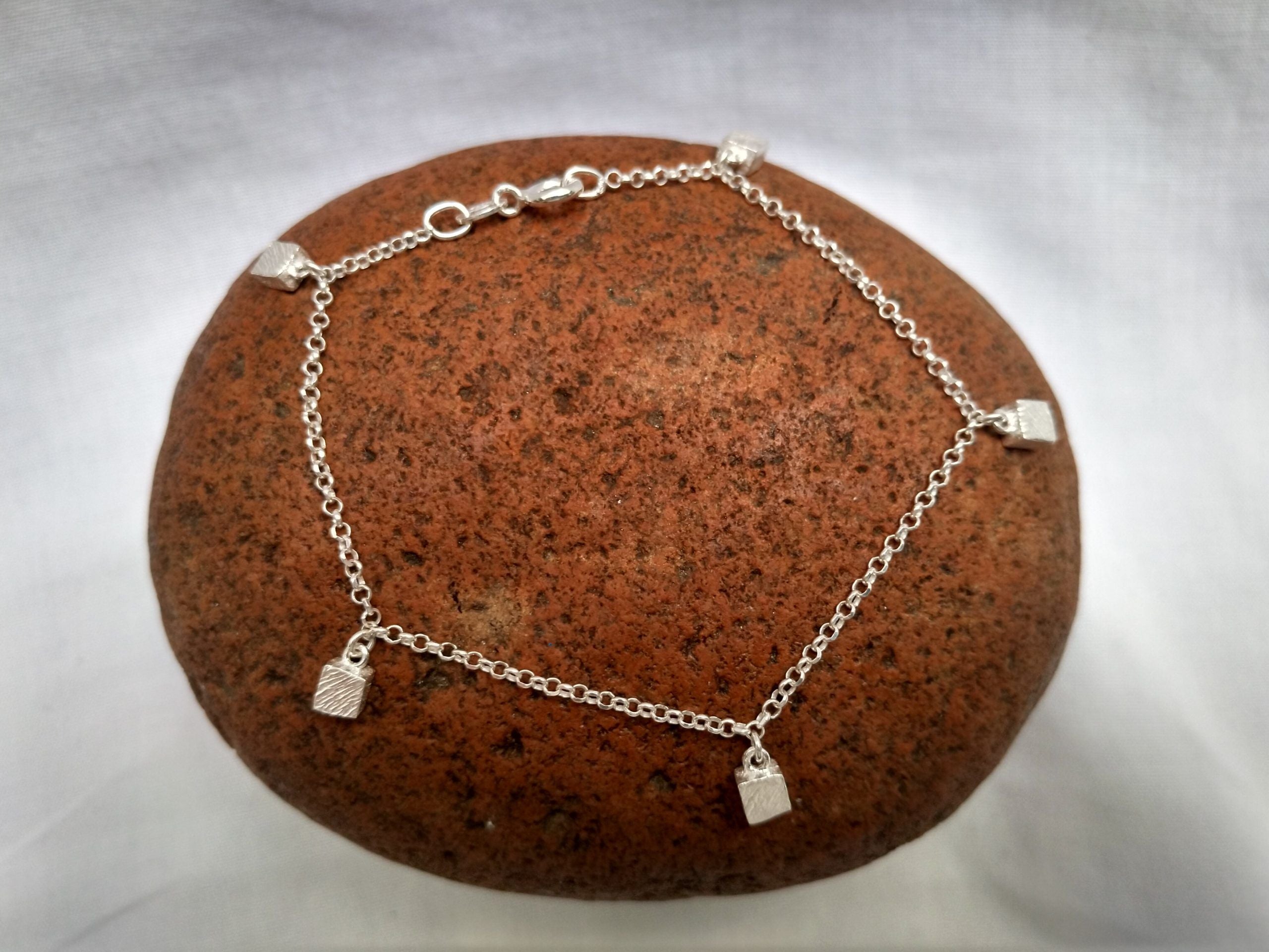 Pulsera Basic cubo