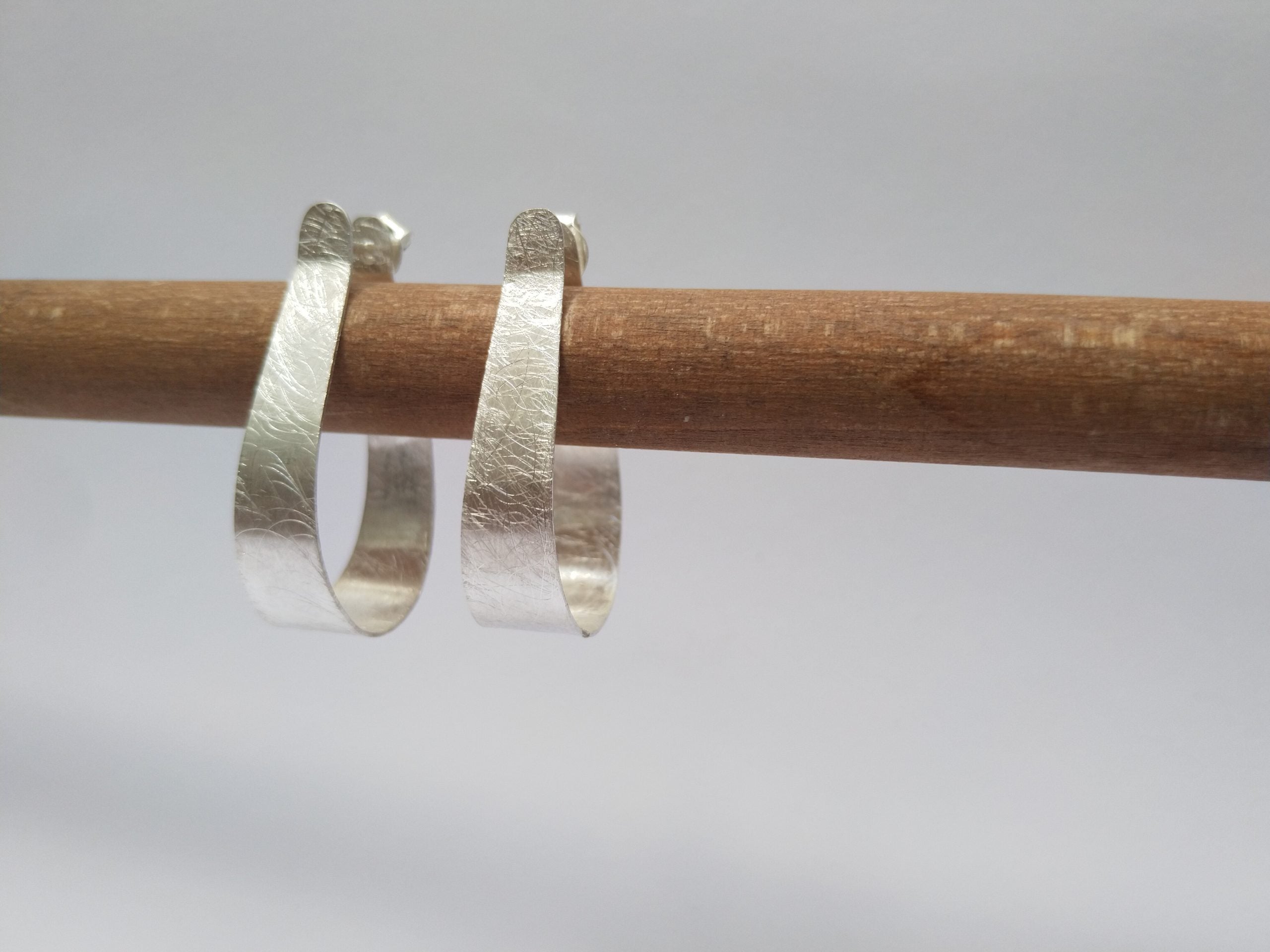 Pendientes Folium Criolla pequeños finos