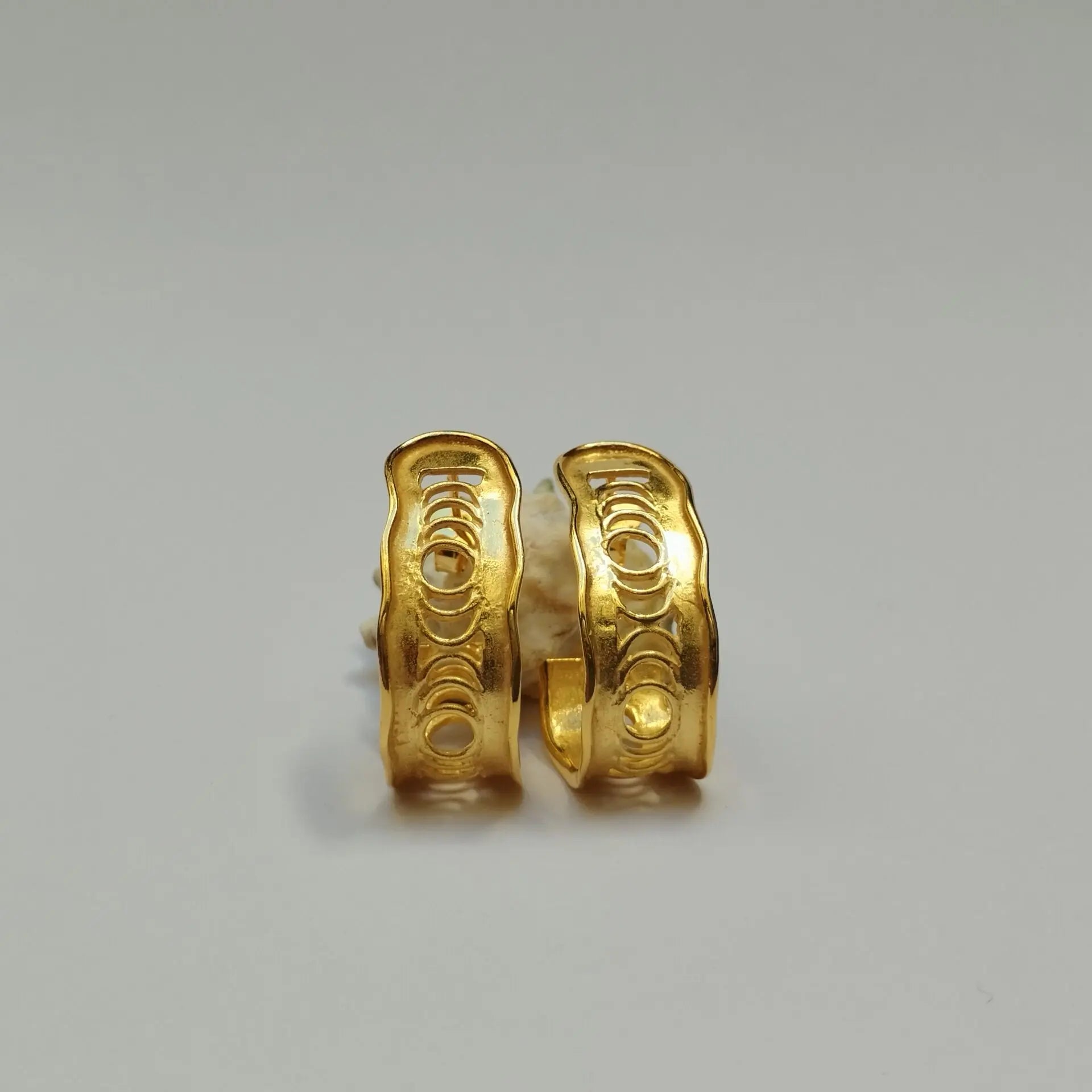 Pendientes Etrusca ondas